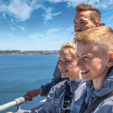 Take a walk on the 60-metre high bridge and watch the ships sail under it. You might even spot a porpoise. Spend an active family holiday at LEGOLAND® Billund Resort and come home with your backpack filled with nature experiences.