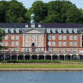 Hotel Koldingfjord se fra vandet